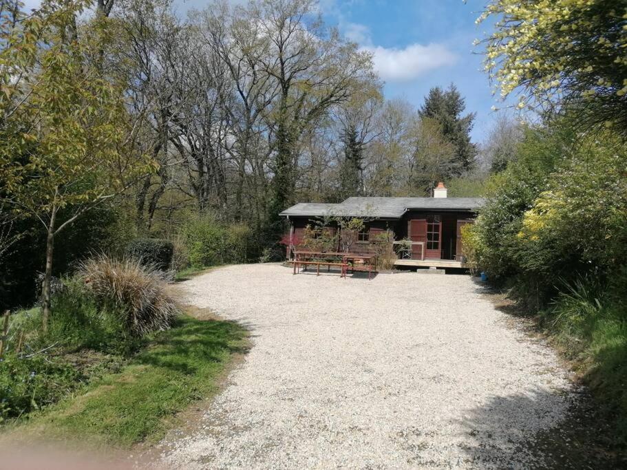Chalet En Pleine Nature Au Bord D'Un Etang Lanvallay Esterno foto